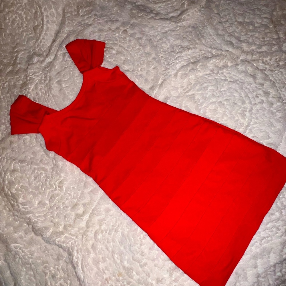 Sexy BIKBOK Topshop red mini dress- perfect for Valentine’s Day ❤️